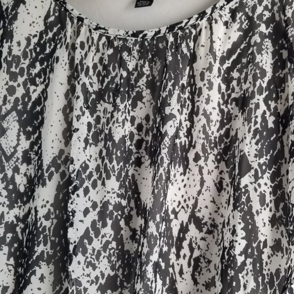Anthro Chiffon Snakeskin Lagenlook Drapey Butterfly Sleeve Ruffle Blouse Y2K - Picture 3 of 6
